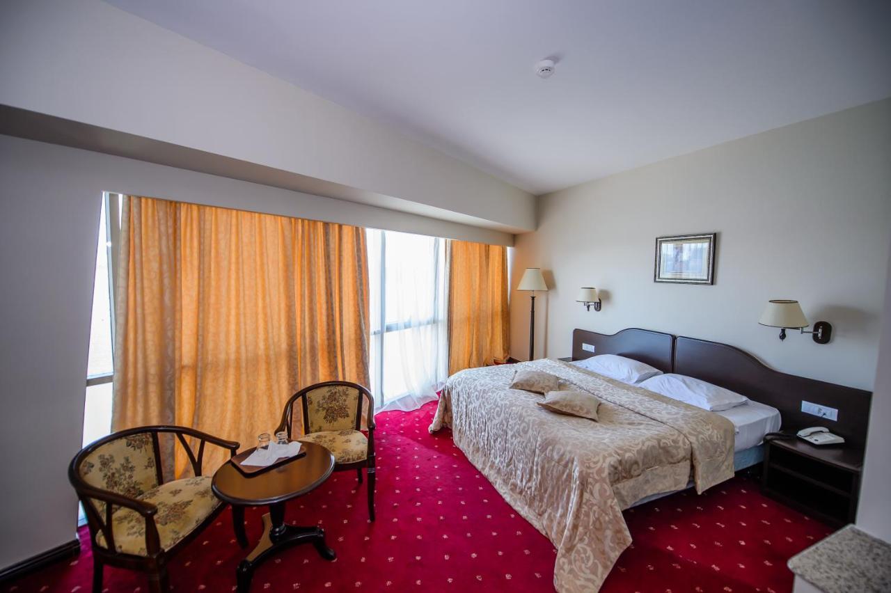 Hotel Esplanada Tulcea Exteriér fotografie