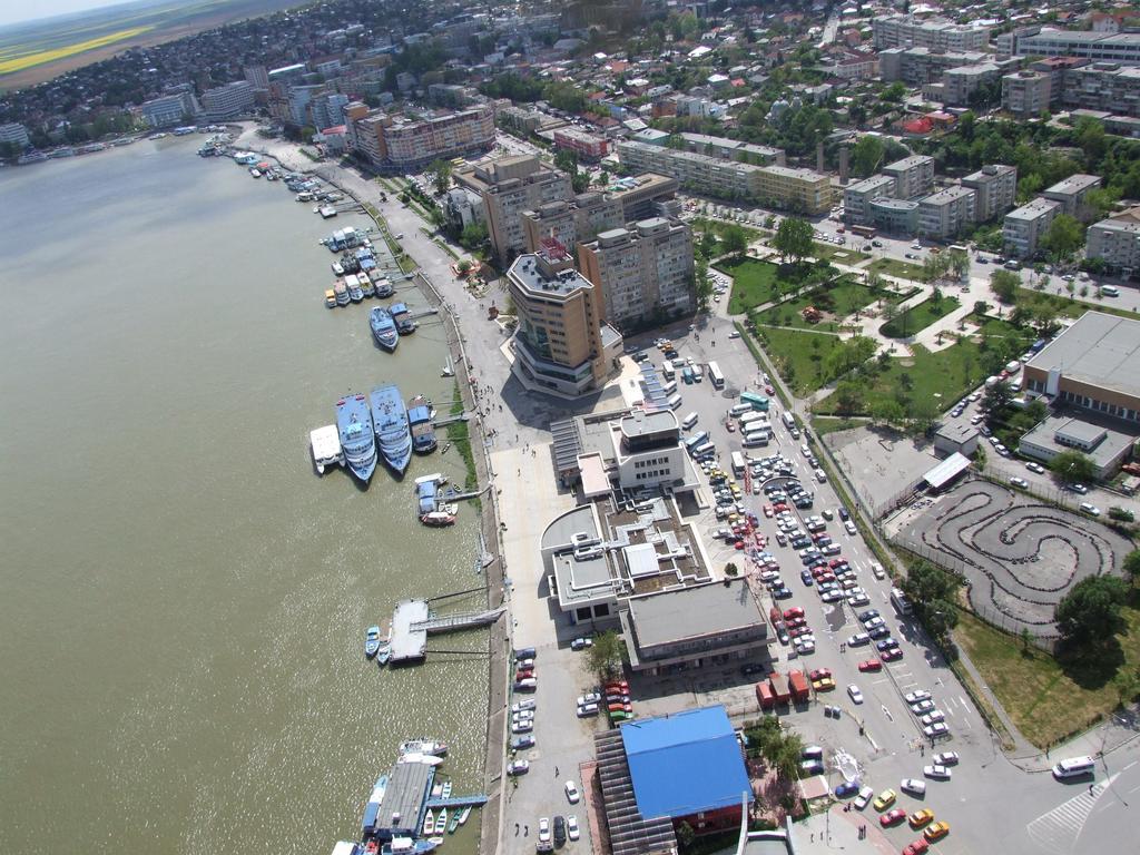 Hotel Esplanada Tulcea Exteriér fotografie