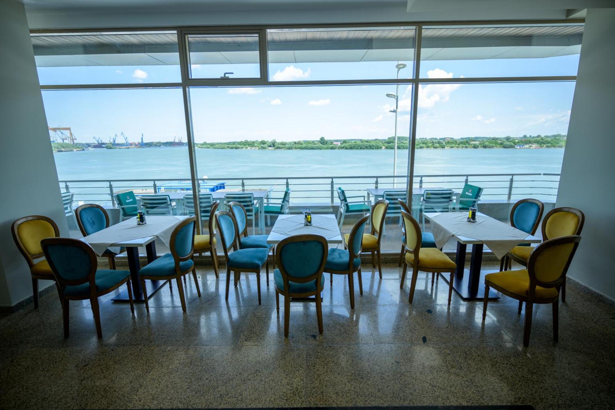 Hotel Esplanada Tulcea Exteriér fotografie