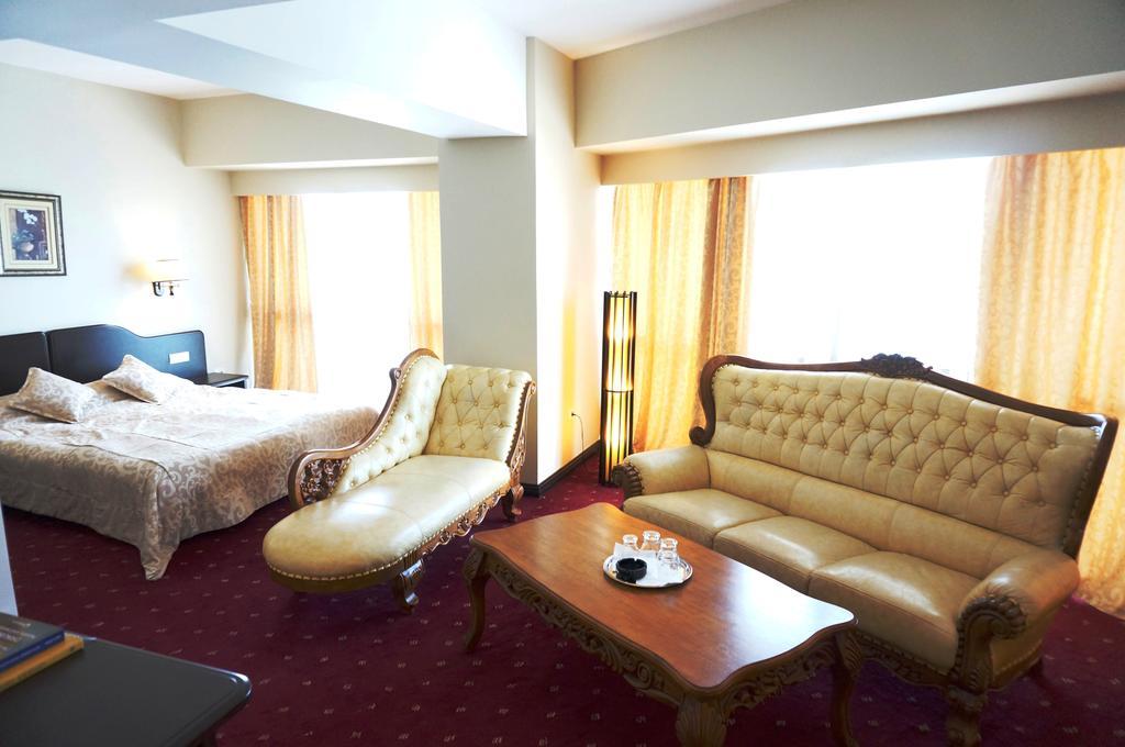 Hotel Esplanada Tulcea Exteriér fotografie