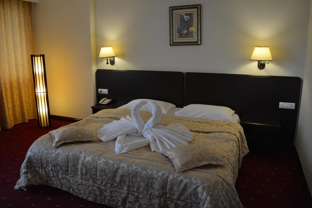 Hotel Esplanada Tulcea Exteriér fotografie